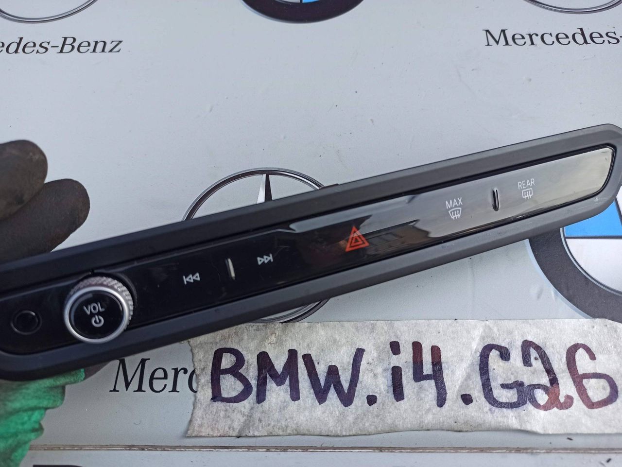 панель управления магнитолой BMW i4 G26 2022, электро, АКПП, 5A63F19