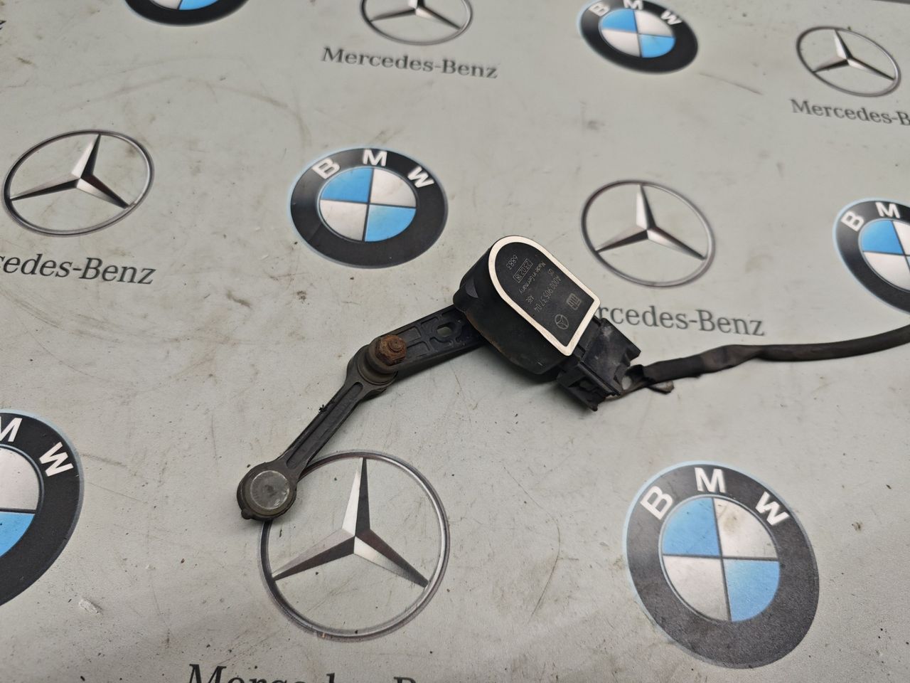 датчик дорожного просвета Mercedes-Benz E-Класс W213/S213/C238/A238 2018, A0009053704