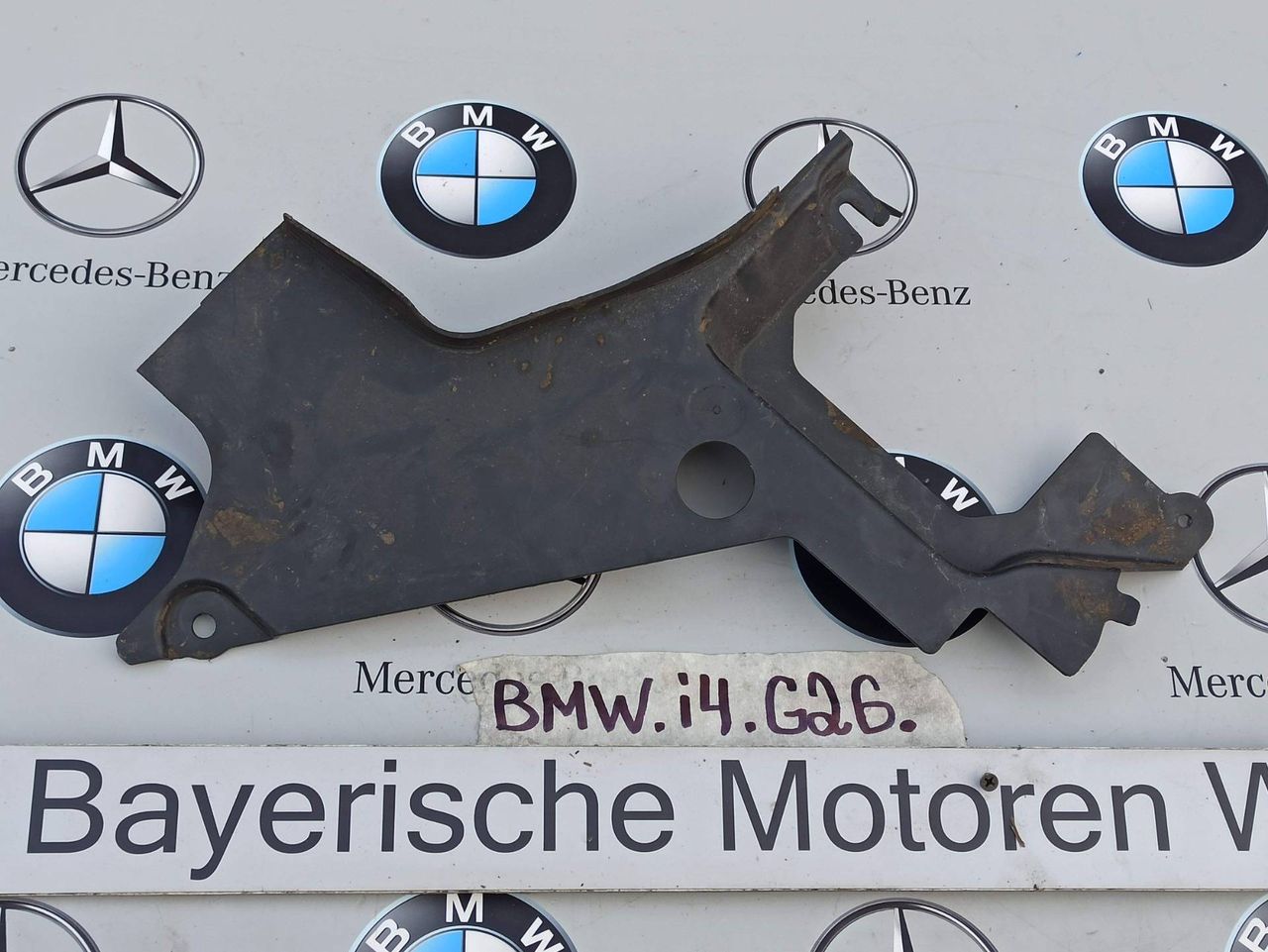 защита днища BMW i4 G26 2022, электро, АКПП, 8738052