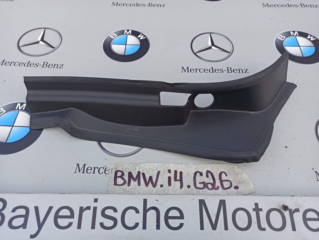 водосток крышки багажника BMW i4 G26 2022, электро, АКПП, 7487593