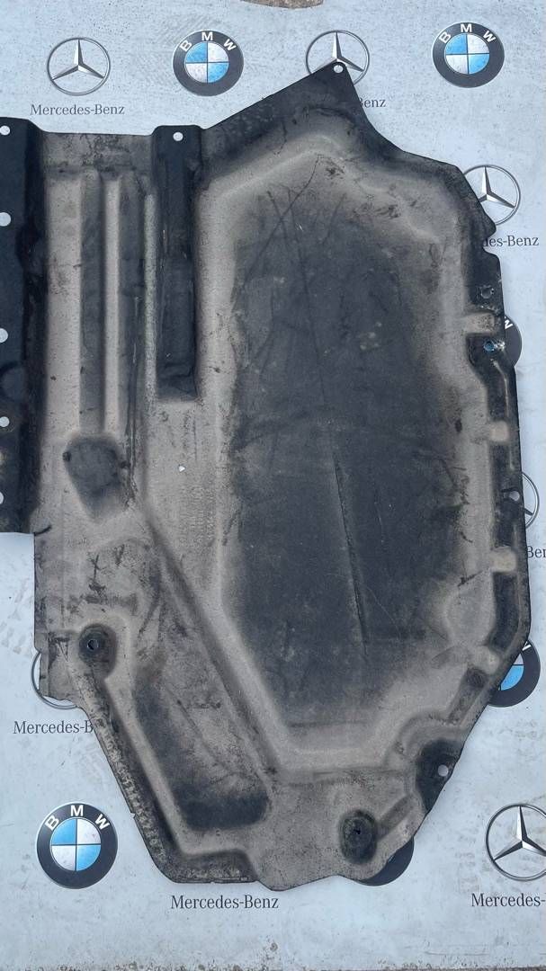 защита топливного бака BMW X5 F15 2017, 3.0 л., N55 B30 A, бензин, АКПП, 7325391, 51757325391