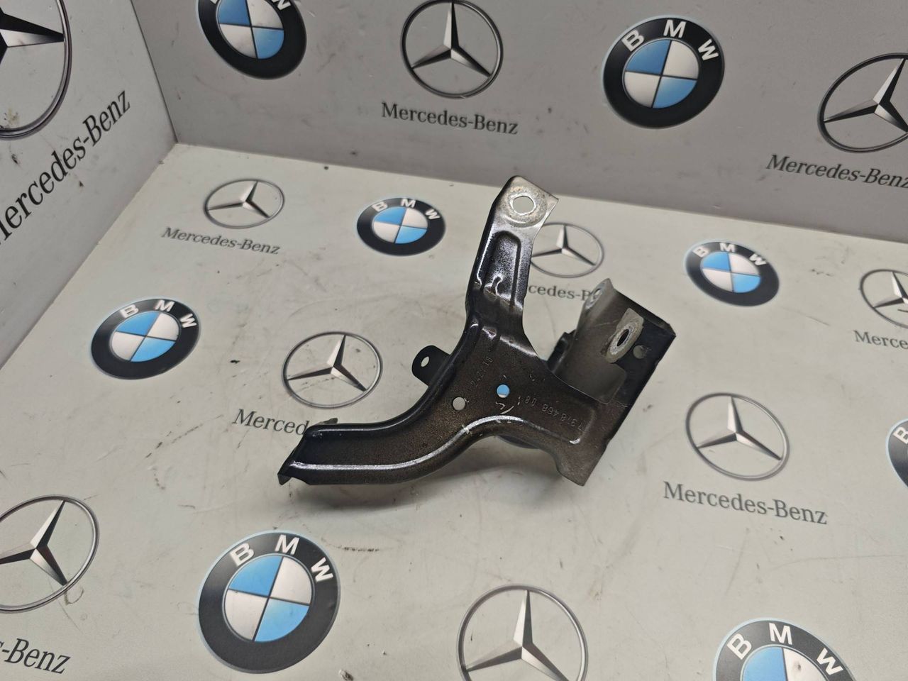 внутреннее крепление крыла правого BMW 6 GT G32 2019, 3.0 л., B58B30, бензин, 7378468