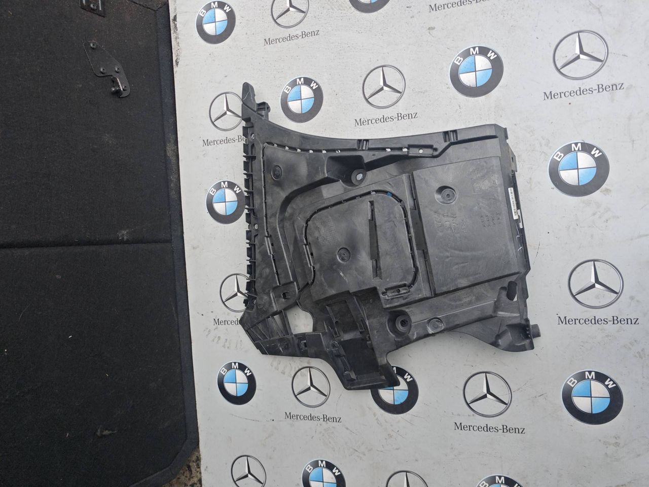 Крепление бампера заднего BMW 6 GT G32 2019, 3.0 л., B58B30, бензин, 7387328