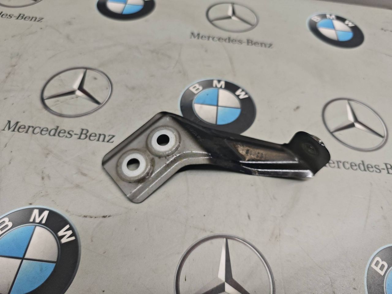 крепление крыла переднего левого BMW 6 GT G32 2019, 3.0 л., B58B30, бензин, 7415811