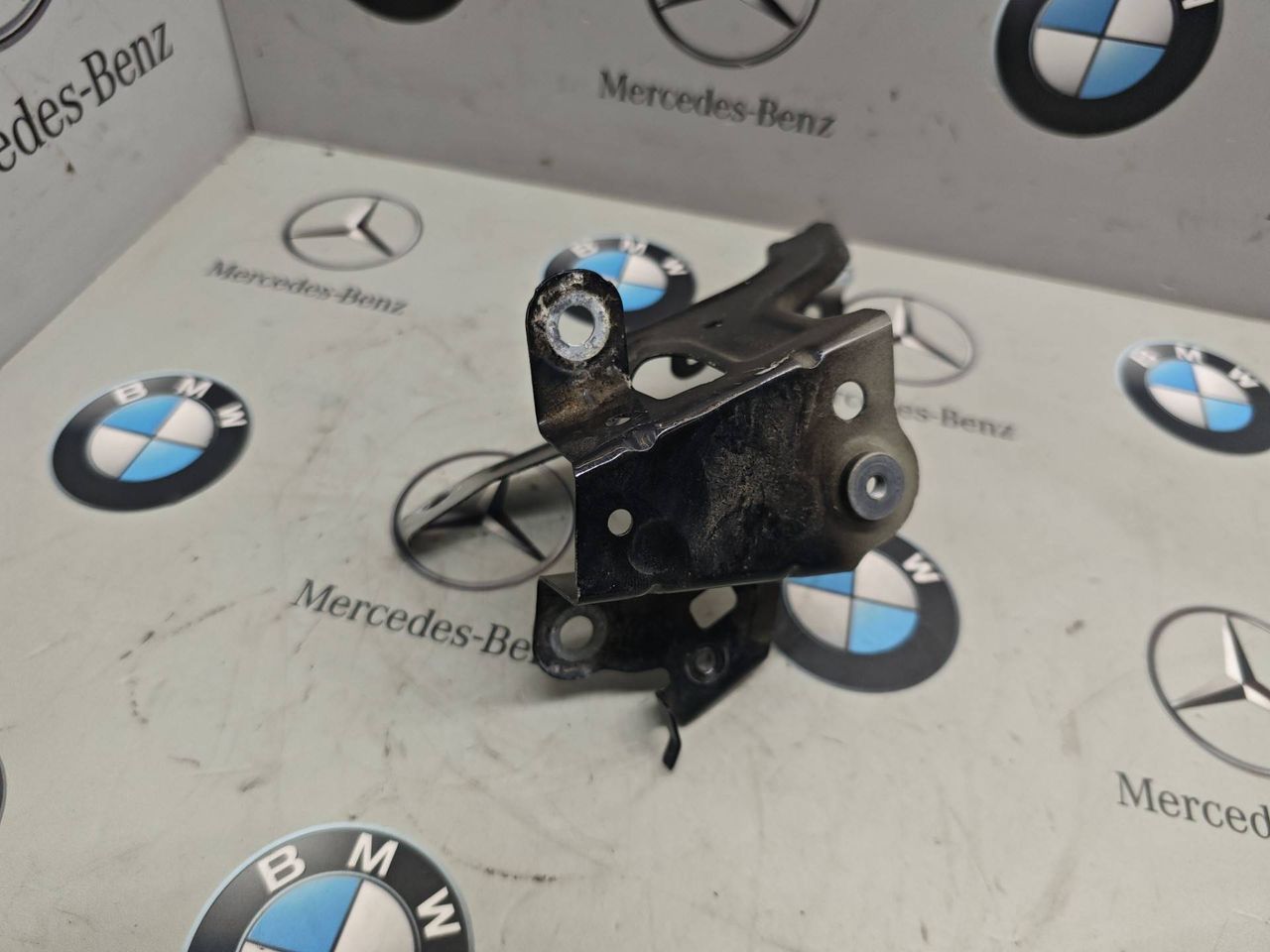 крепление крыла переднего левого BMW 6 GT G32 2019, 3.0 л., B58B30, бензин, 7378467