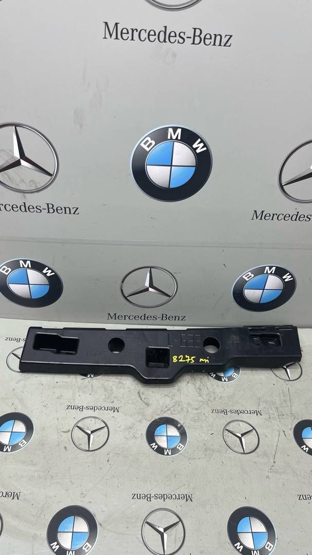 Кронштейн крепления порога BMW 6 GT G32 2019, 3.0 л., B58B30, бензин, 51717387359, 7387359