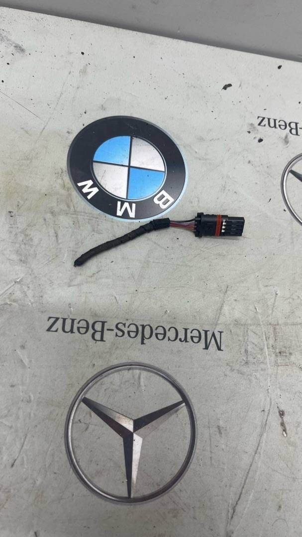 разъем (фишка) проводки BMW 5 серия F07/F10/F11 2011