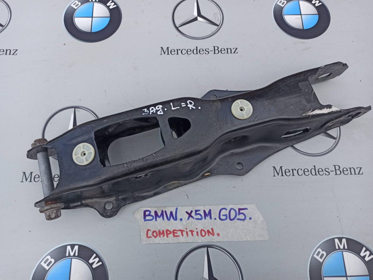 рычаг задний нижний BMW X5 M F95 2021, 4.4 л., бензин, полный привод, 8091185, 68778031, 6877803