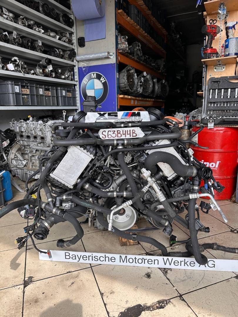 двигатель BMW X5 M F95 2021, 4.4 л., бензин, полный привод, S63B44B