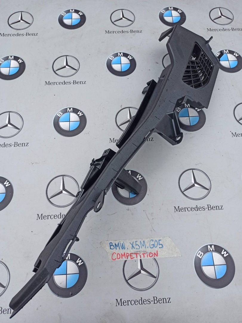 пластик BMW X5 M F95 2021, 4.4 л., бензин, полный привод, 6748474