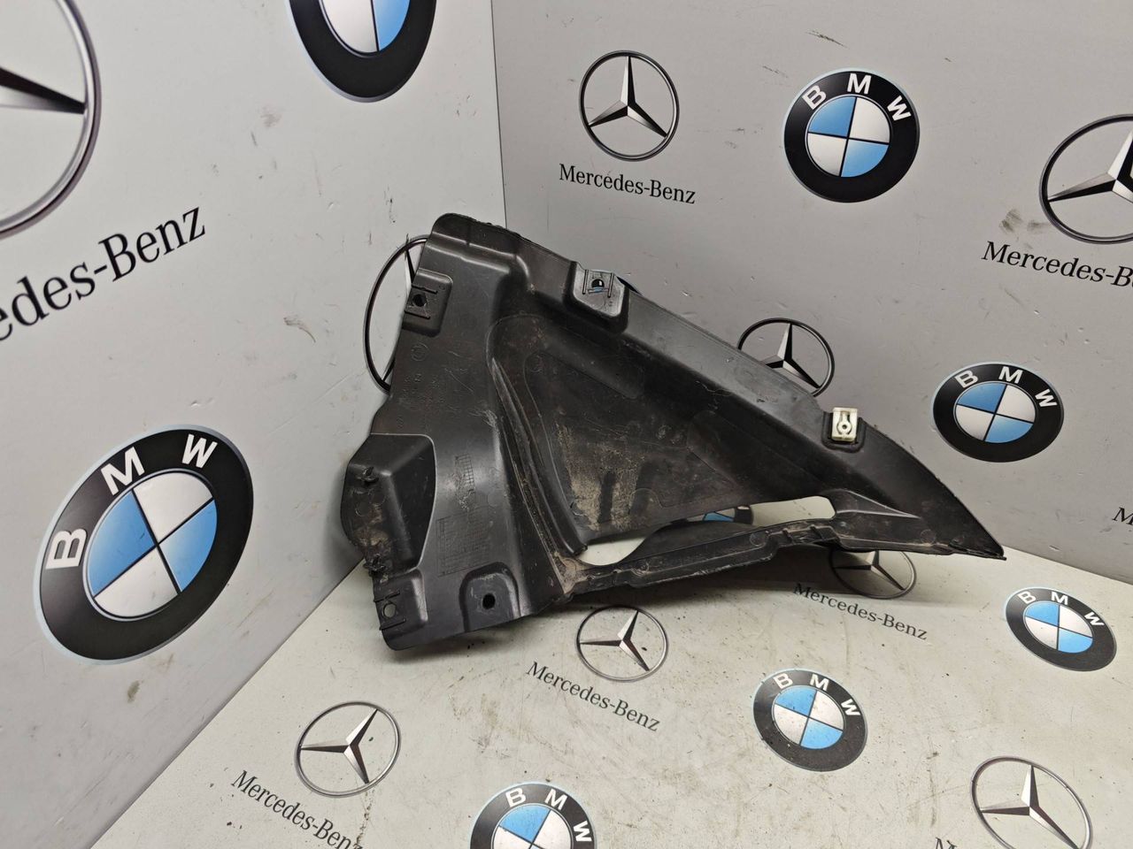 защита арок передняя правая (подкрылок) BMW X5 F15 2017, 7304046