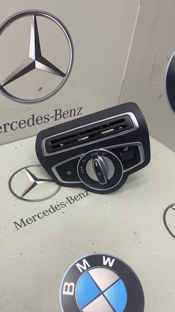 переключатель света Mercedes-Benz C-Класс W205 [рестайлинг] 2020, 2.0 л., M264.920, бензин, кабриолет, задний привод, A2059051810