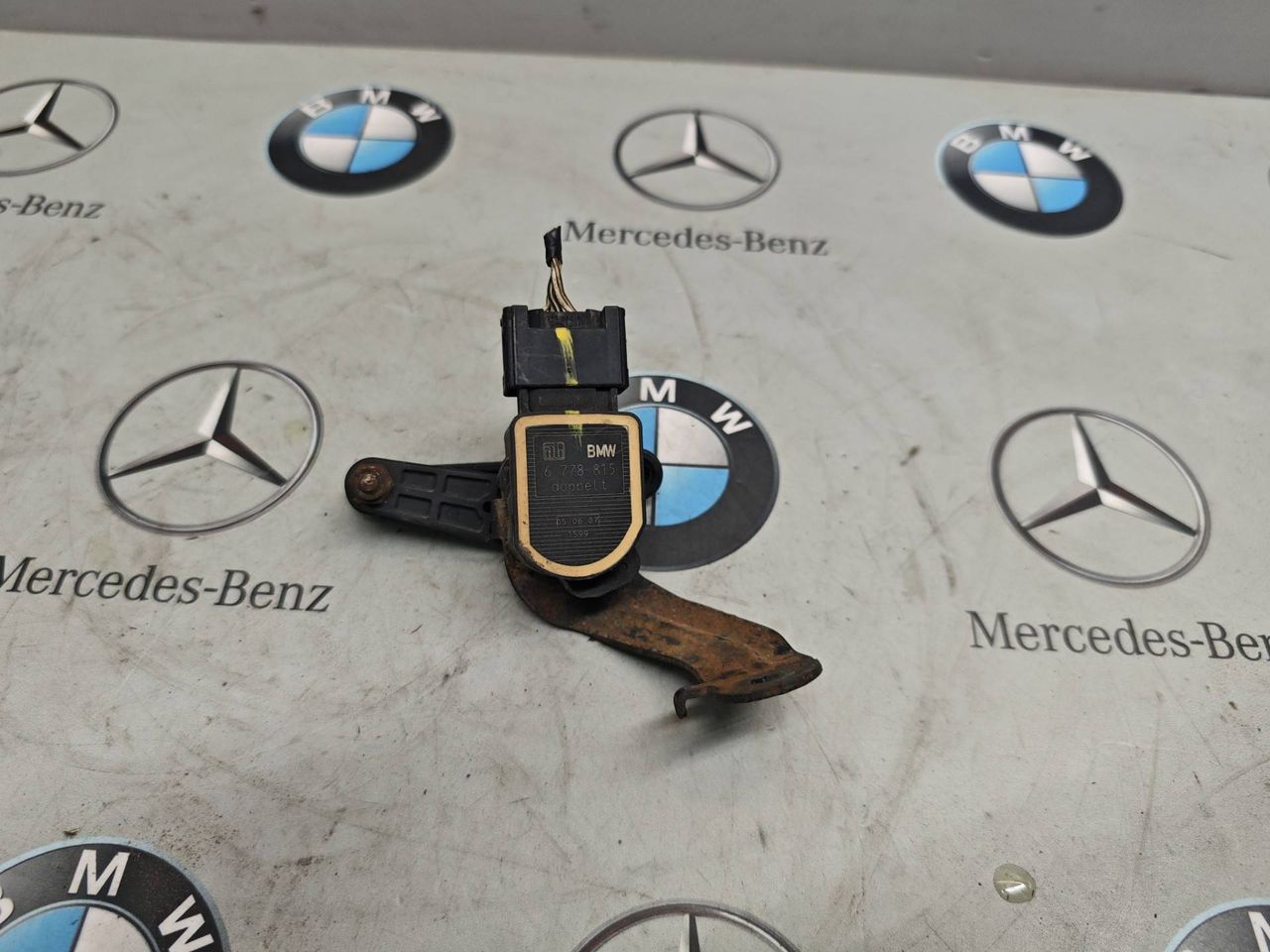 датчик дорожного просвета BMW X5 E70 2007, 6778815