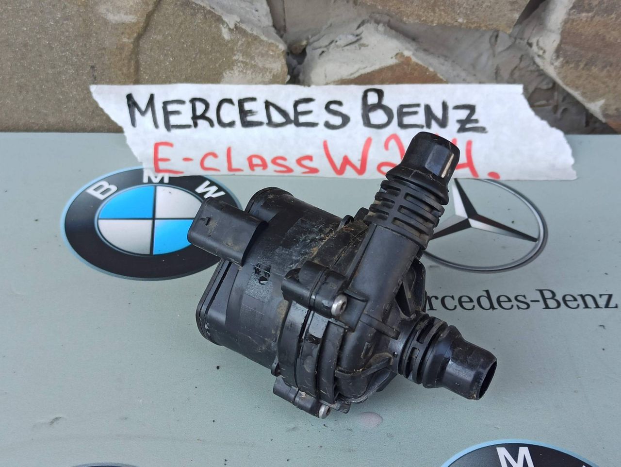 помпа Mercedes-Benz E-Класс W214 2025, 2.0 л., дизель, A0005007600