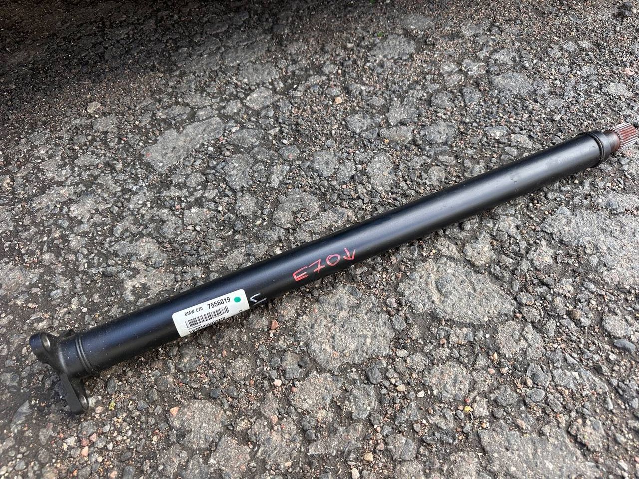 карданный вал BMW X5 E70 2009, 3.0 л., M57 306 D3, дизель, 7556019 - фото №1