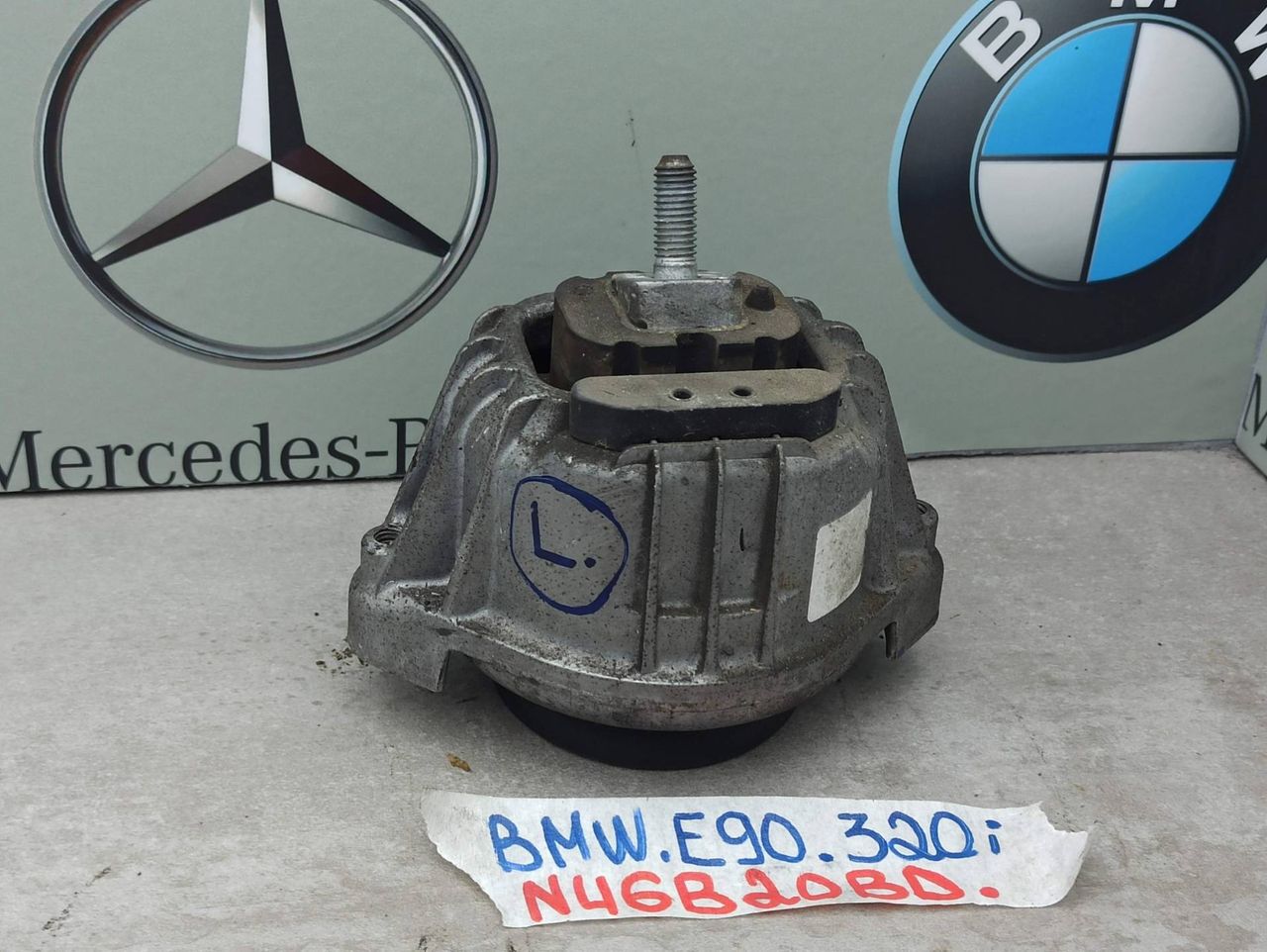 подушка крепления двигателя BMW 3 серия E90/E91 [рестайлинг] 2010, 2.0 л., бензин