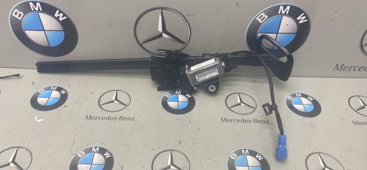 механизм подачи ремня безопасности Mercedes-Benz C-Класс W205 [рестайлинг] 2020, 2.0 л., M264.920, бензин, кабриолет, задний привод, A2058600282