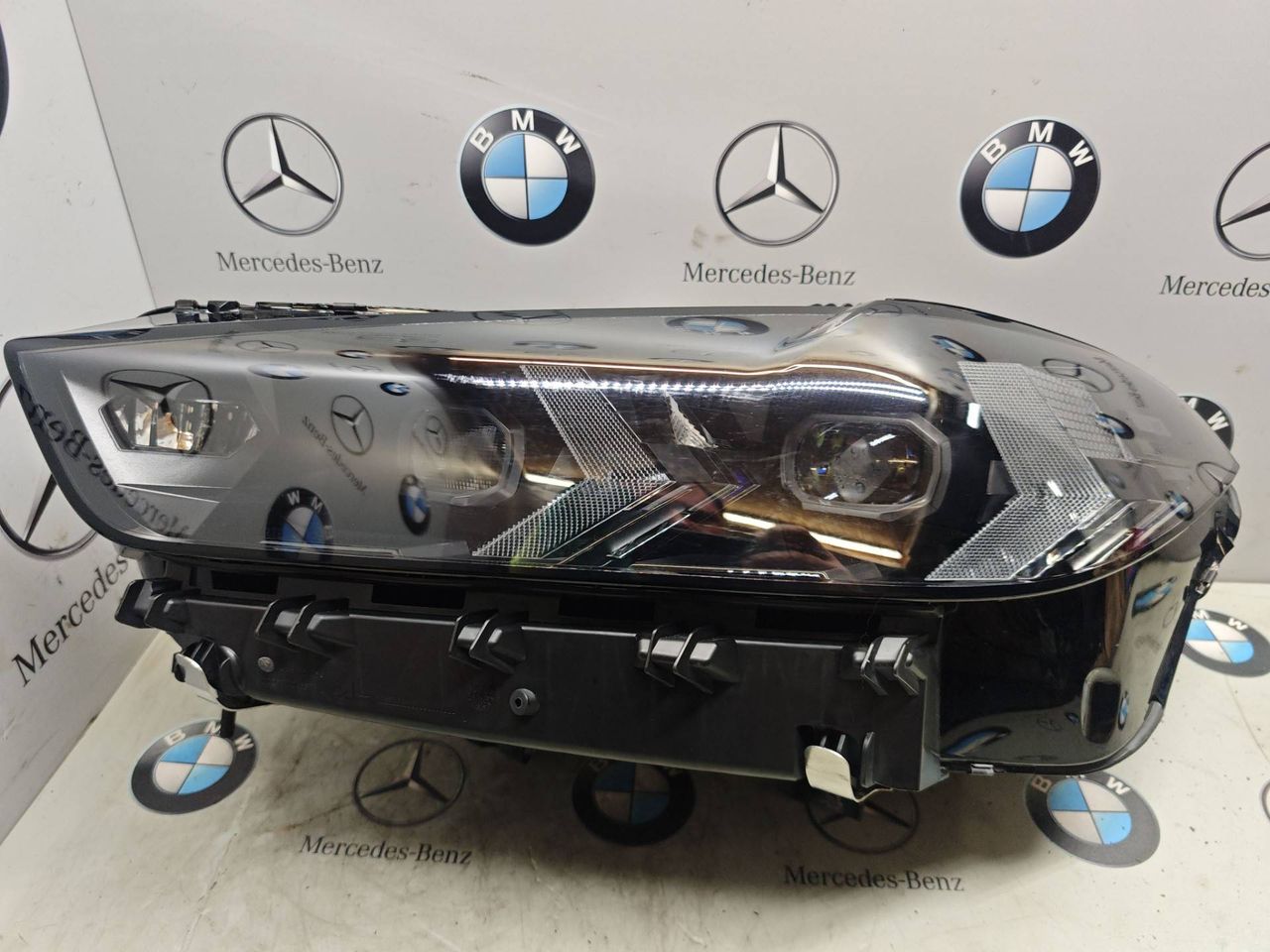 фара левая BMW X5 G05 [рестайлинг] 2025, 3.0 л., бензин, 5A8E117