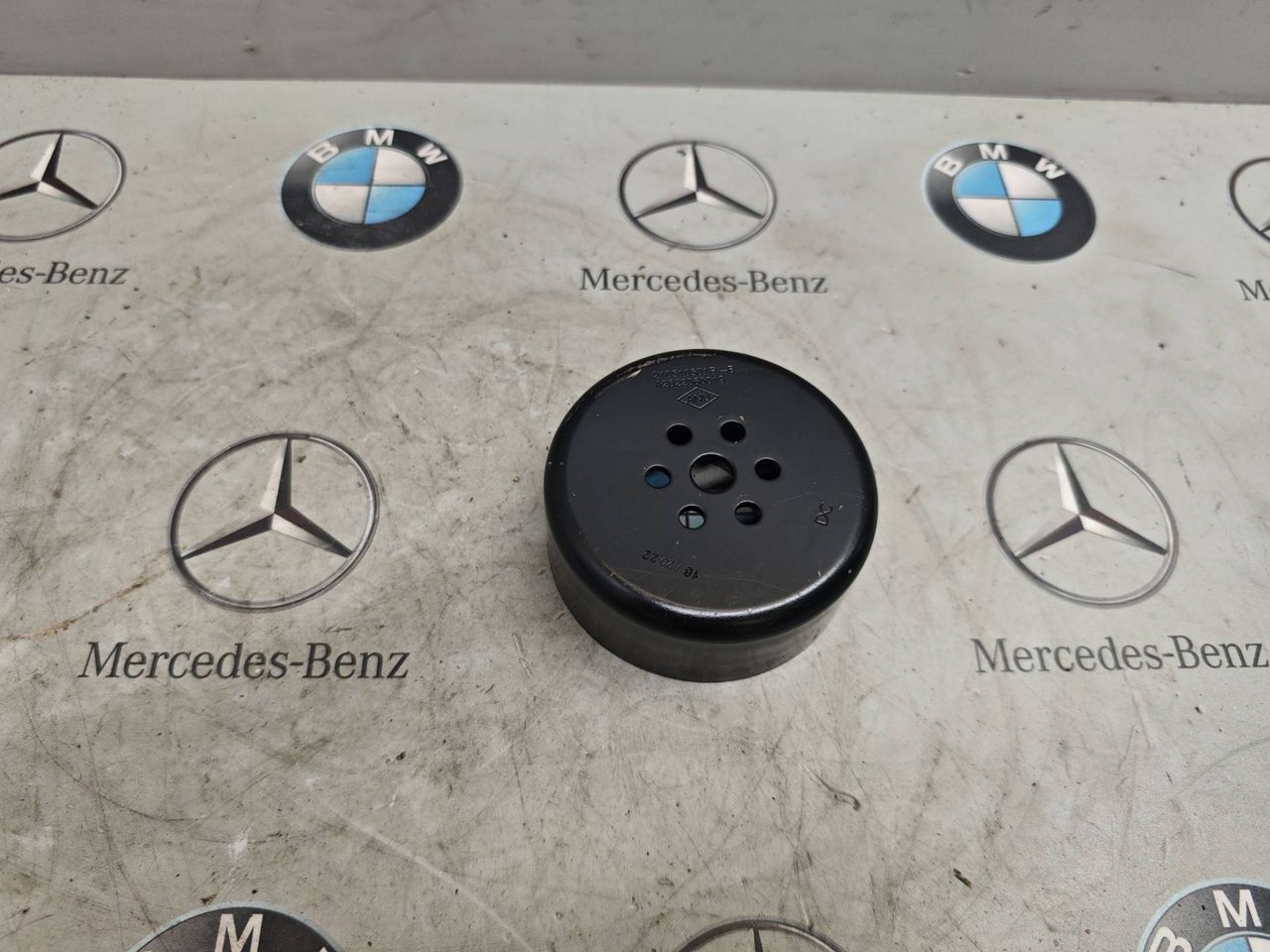 шкив помпы Mercedes-Benz GLB-Класс 1 поколение 2022, бензин, задний привод, A2822060019