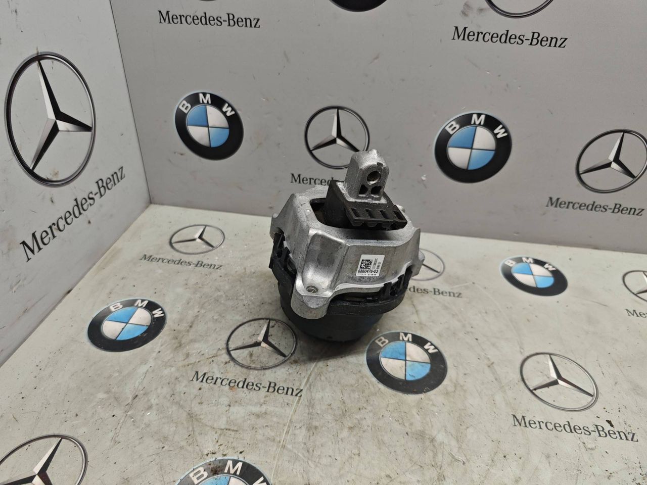 подушка крепления двигателя BMW X5 G05 [рестайлинг] 2025, 3.0 л., бензин, 6860476