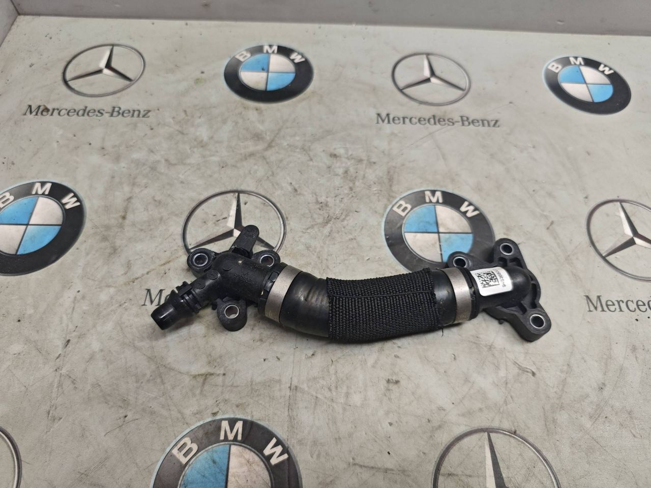 патрубок радиатора BMW X5 G05 [рестайлинг] 2025, 3.0 л., бензин, 9453680