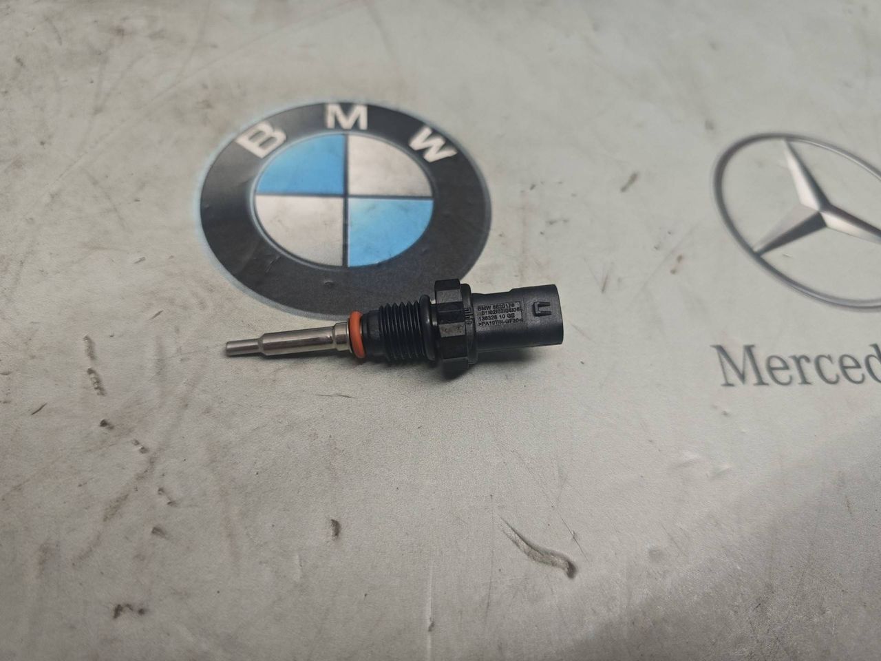 датчик температуры в выпускном коллекторе BMW X5 G05 [рестайлинг] 2025, 3.0 л., бензин, 8628176