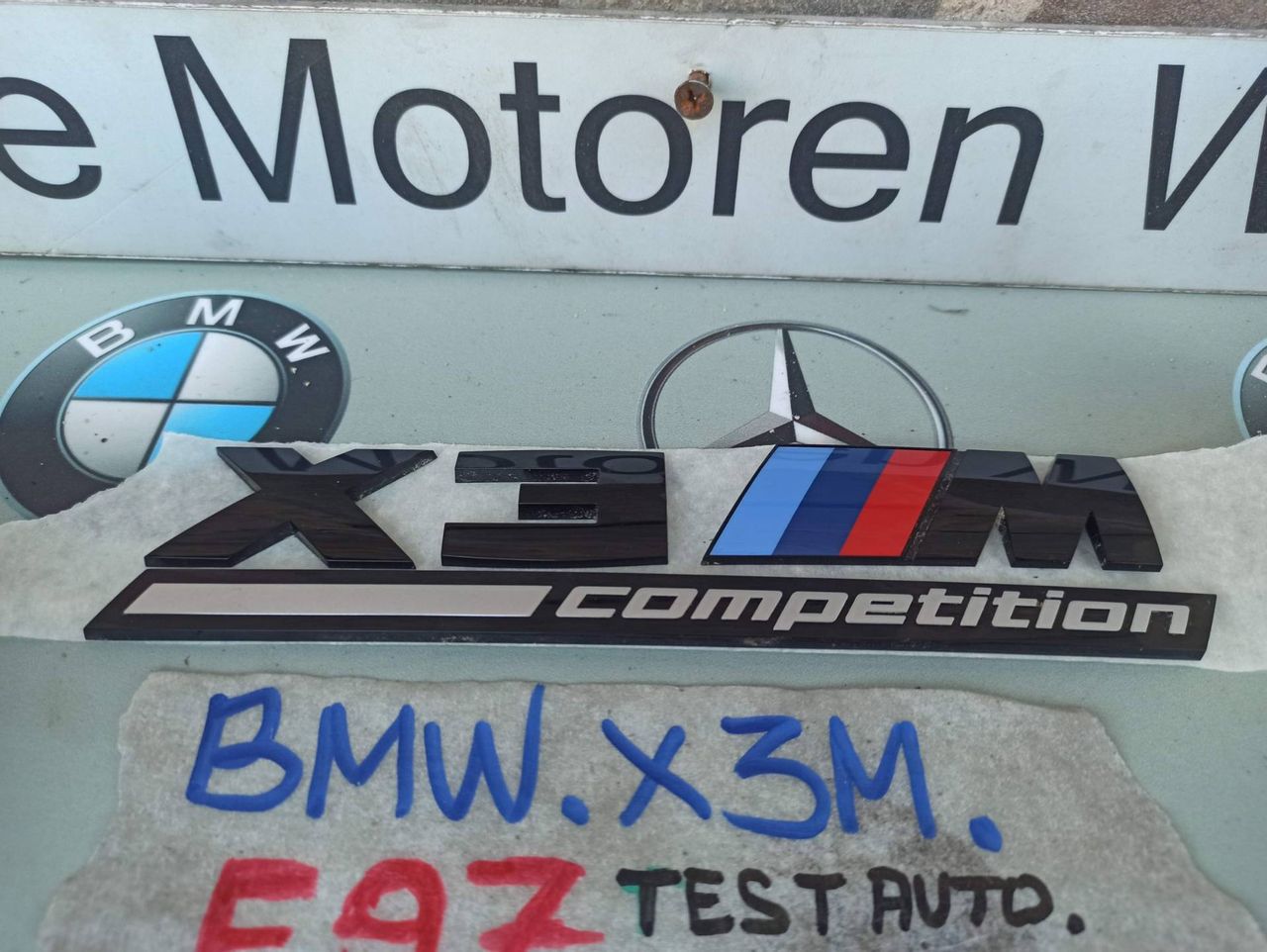 эмблема BMW X3 M F97 [рестайлинг] 2024, 3.0 л., бензин