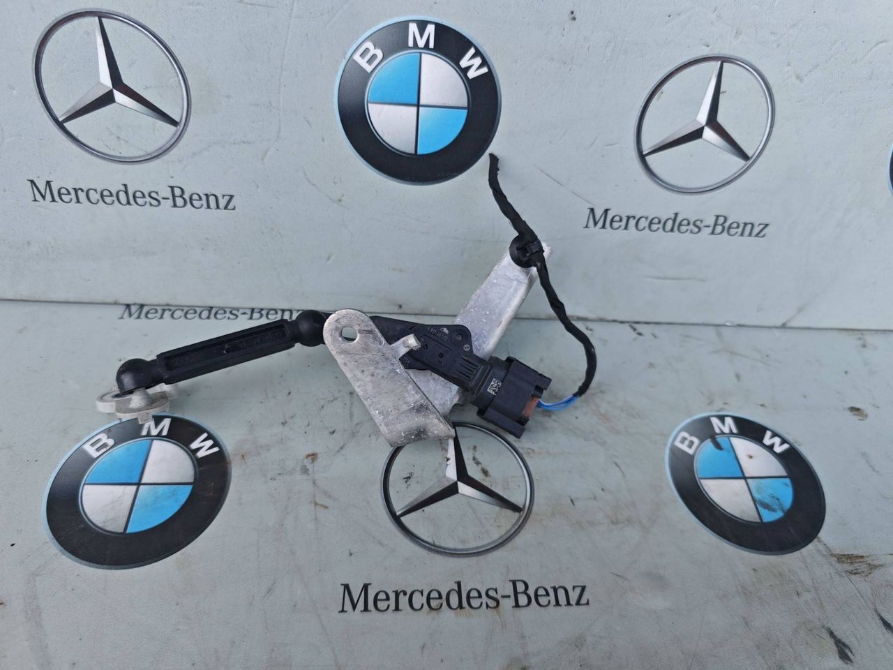 датчик дорожного просвета BMW X5 G05 [рестайлинг] 2024, бензин, 6895467