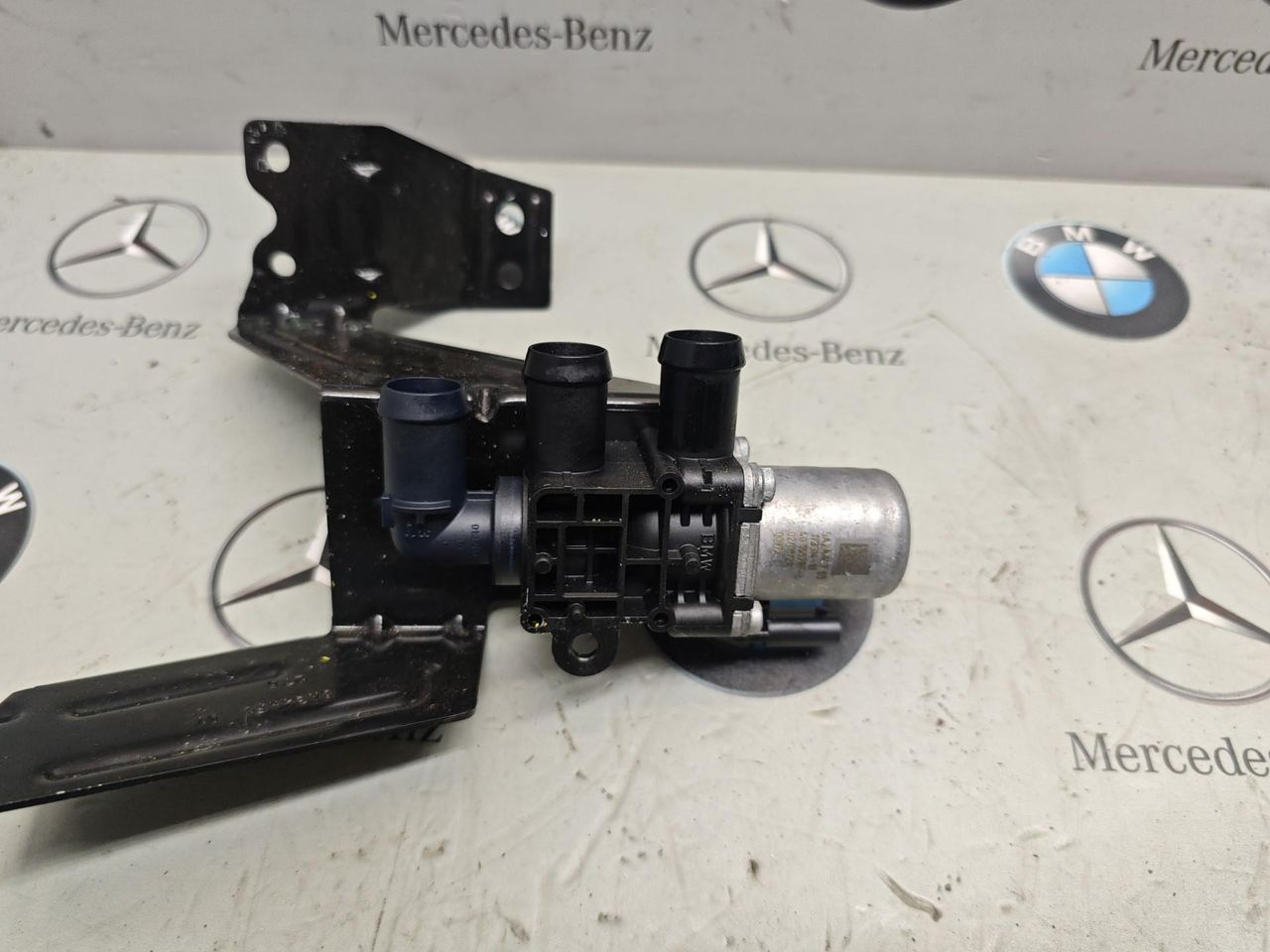 кран отопителя (печки) BMW X5 G05 [рестайлинг] 2025, 3.0 л., бензин, 5A2AA37