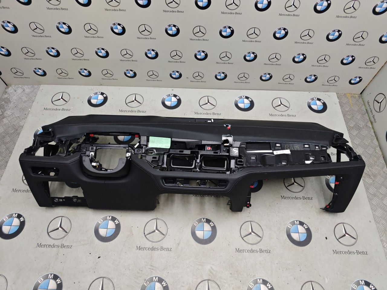 панель передняя салона (торпедо) BMW X7 G07 [рестайлинг] 2024, 3.0 л., B58B30, бензин, 475, полный привод, 9157606