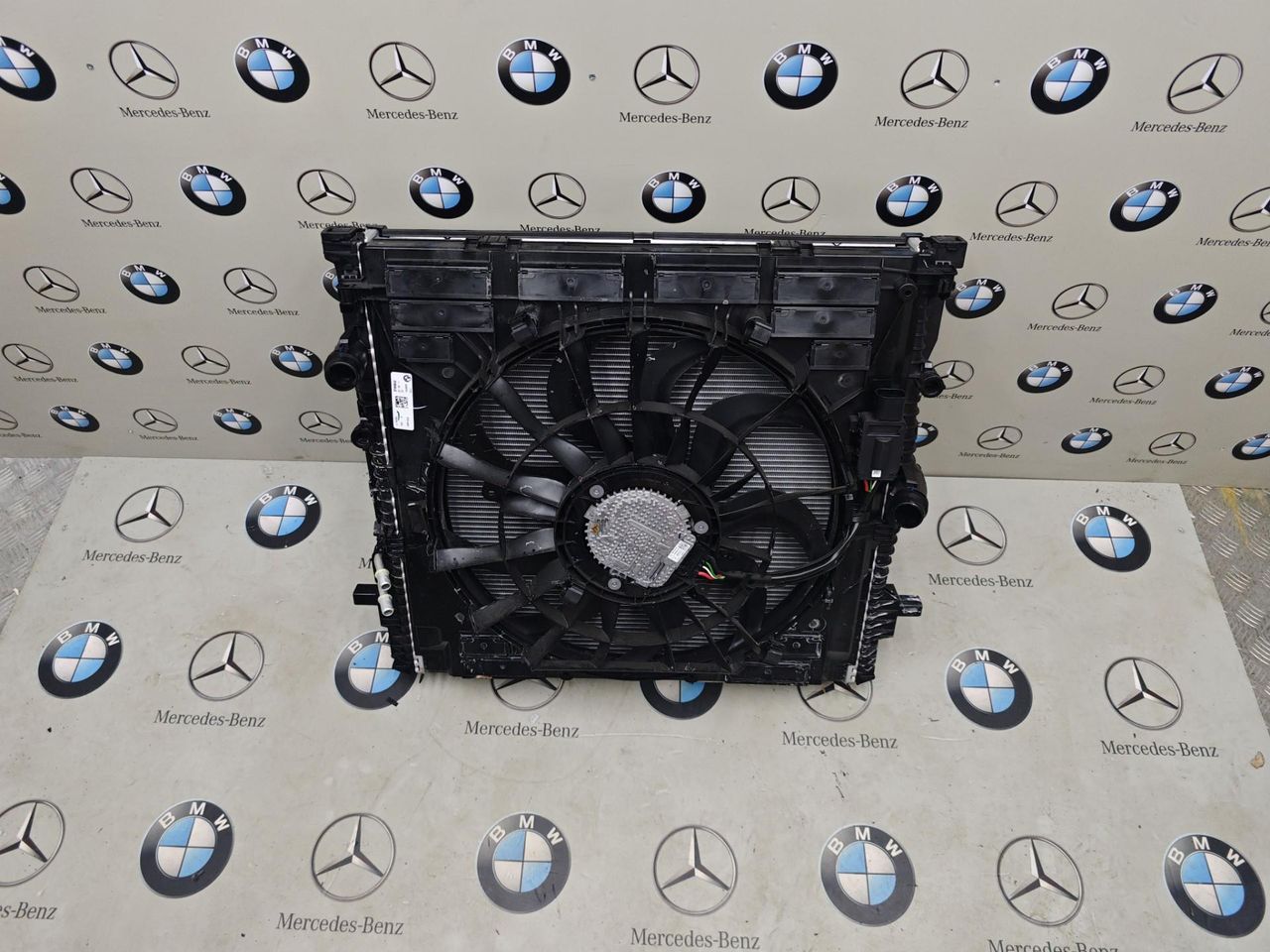 кассета радиаторов BMW X7 G07 [рестайлинг] 2024, 3.0 л., B58B30, бензин, 475, полный привод, 8655761, 5A5C817, 5A4AEE5, 8642748