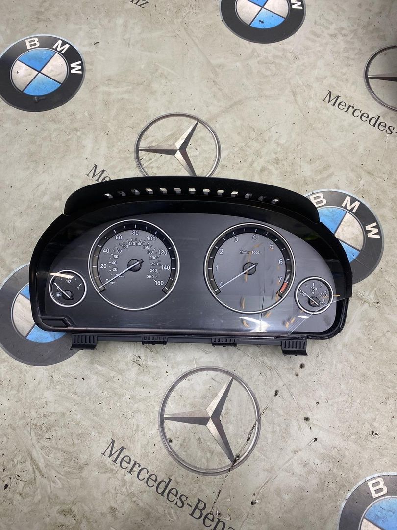щиток приборов (приборная панель) BMW X3 F25 2011, 3.0 л., N52 B30, бензин, 9255587