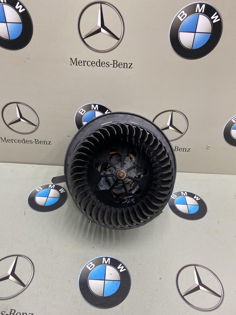 моторчик печки BMW X3 F25 2011, 3.0 л., N52 B30, бензин