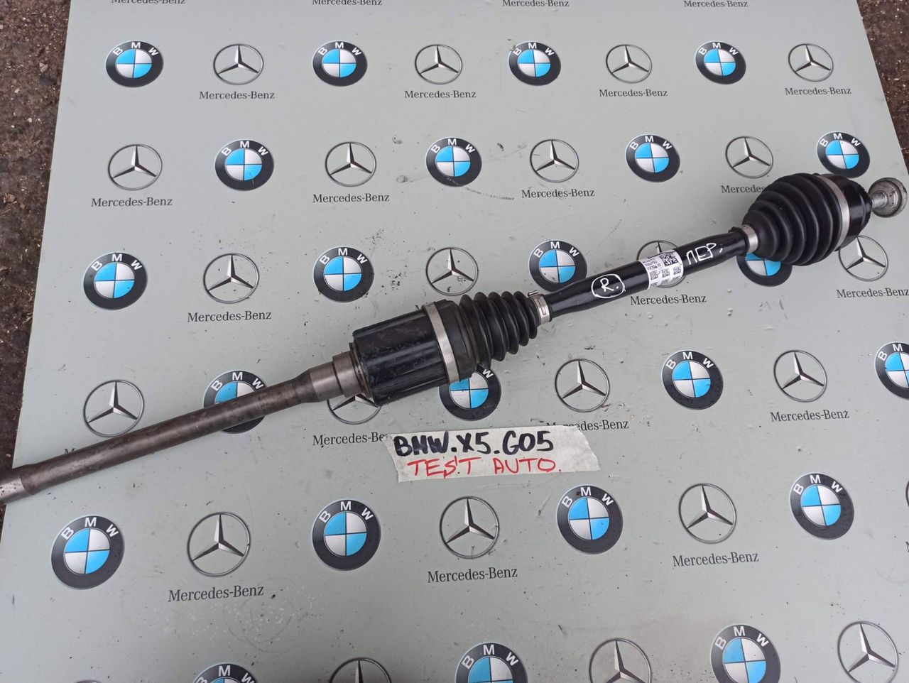 полуось передняя правая (приводной вал, ШРУС) BMW X5 G05 [рестайлинг] 2024, бензин, 8486202