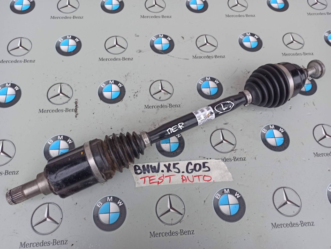 полуось передняя левая (приводной вал, ШРУС) BMW X5 G05 [рестайлинг] 2024, бензин, 8486201