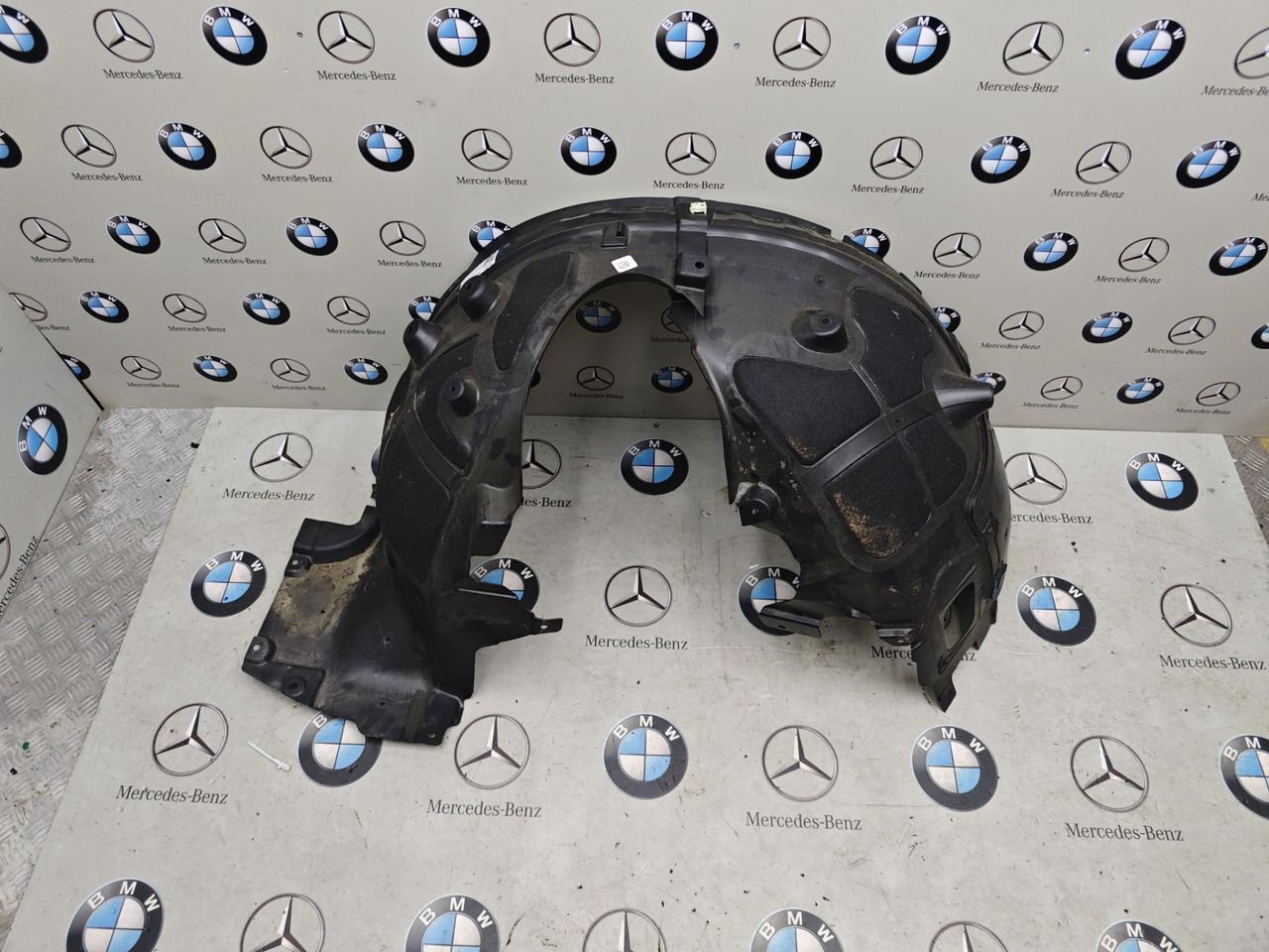 защита арок (подкрылок) BMW X7 G07 [рестайлинг] 2024, 3.0 л., B58B30, бензин, 475, полный привод, 7424911, 7424913