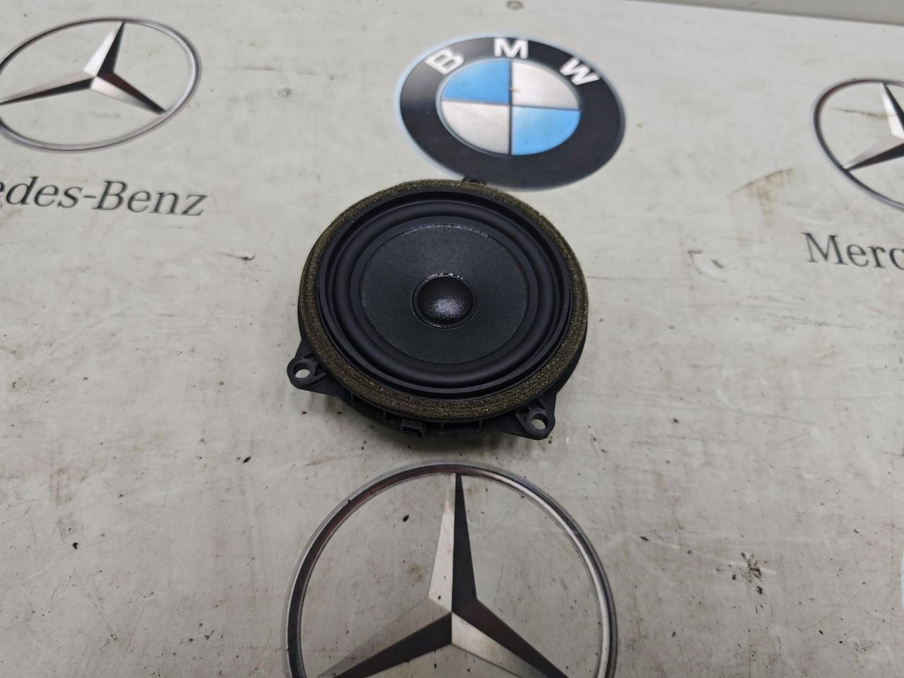 динамик двери BMW 2 серия Active Tourer F45 2015, 2.0 л., бензин, 9274700