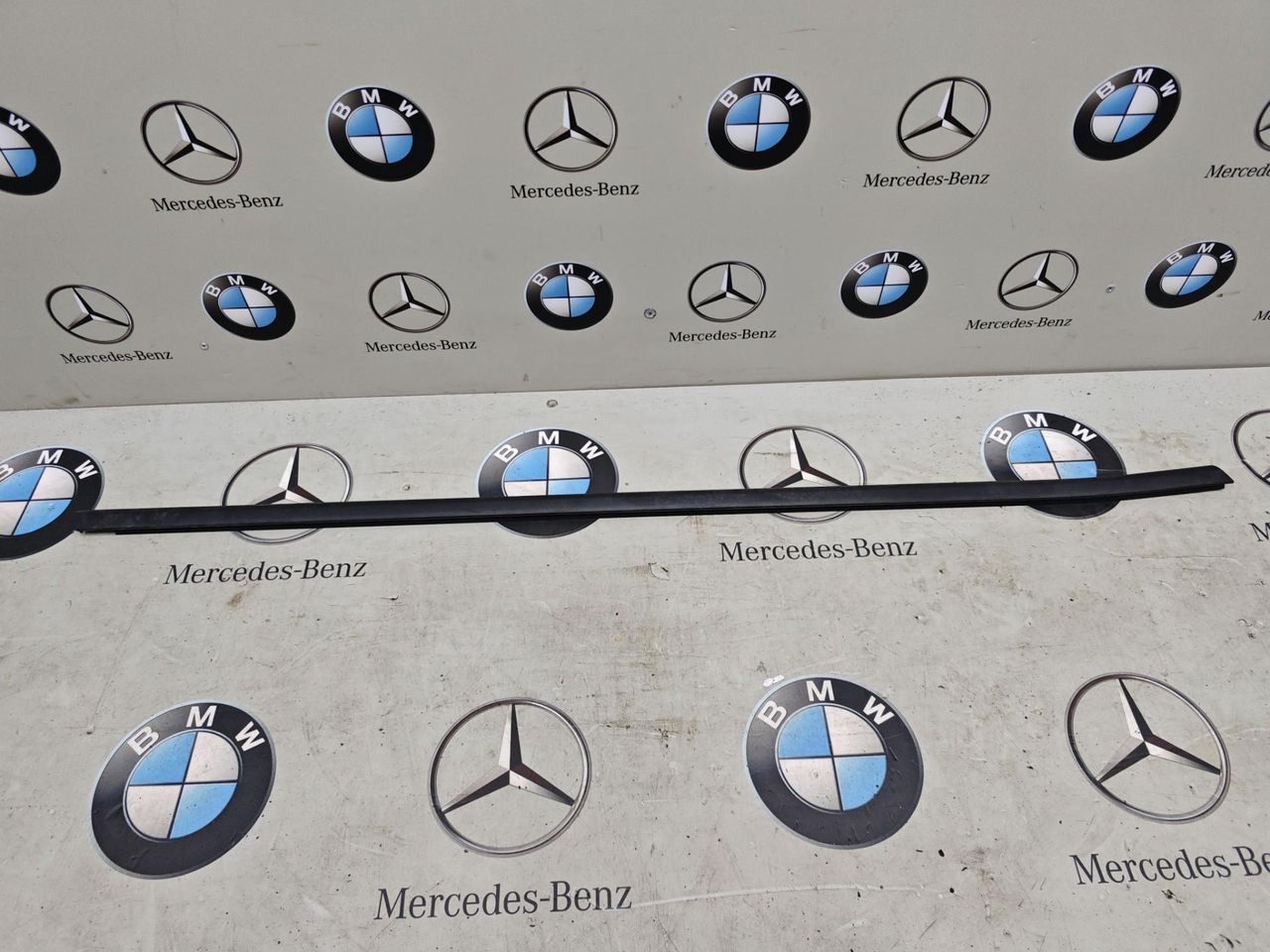 молдинг двери передней правой BMW 2 серия Active Tourer F45 2015, 2.0 л., бензин, 7298824