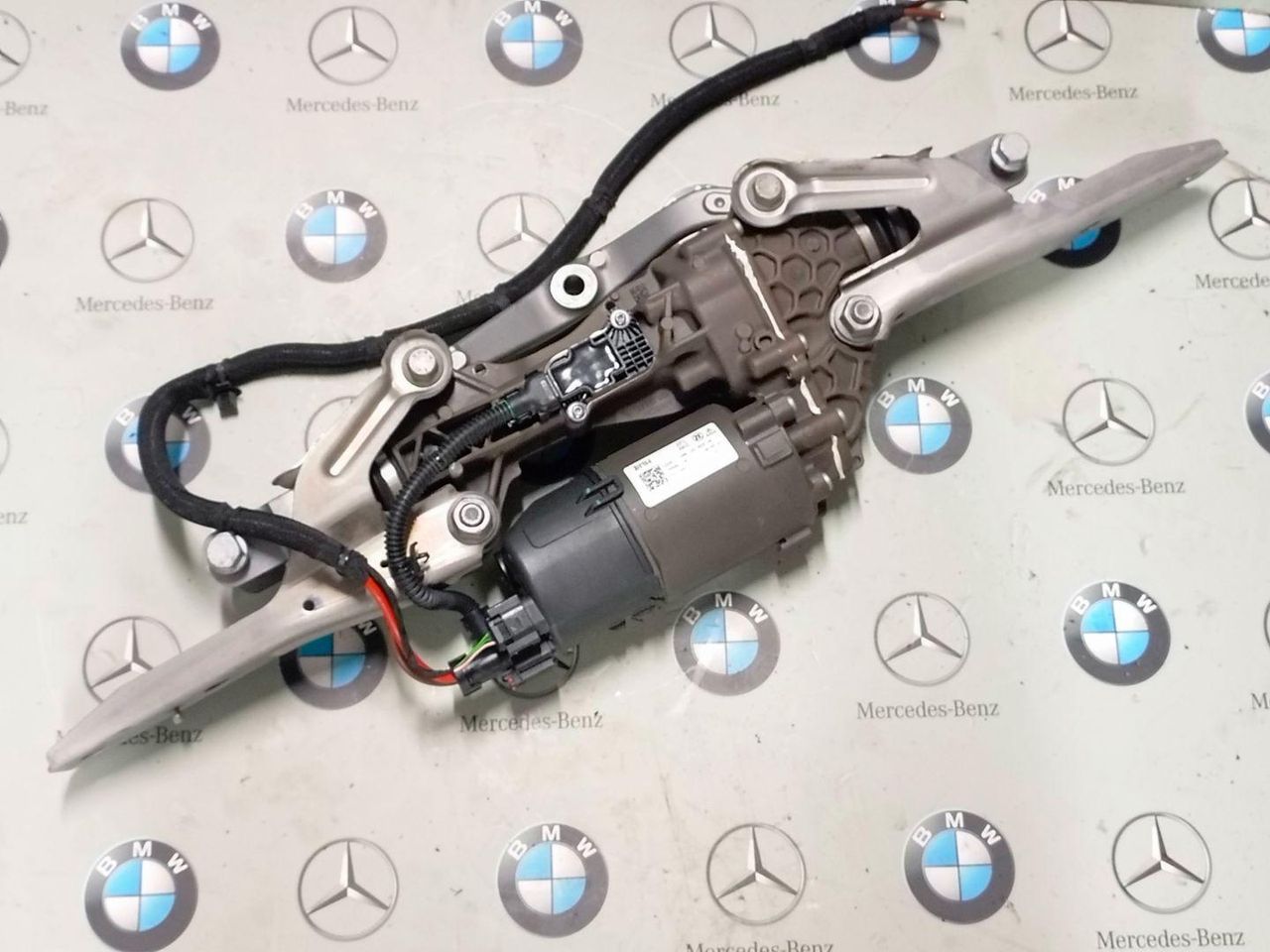 актюатор привода HSR BMW X7 G07 [рестайлинг] 2024, 3.0 л., B58B30, бензин, 475, полный привод, 8861500