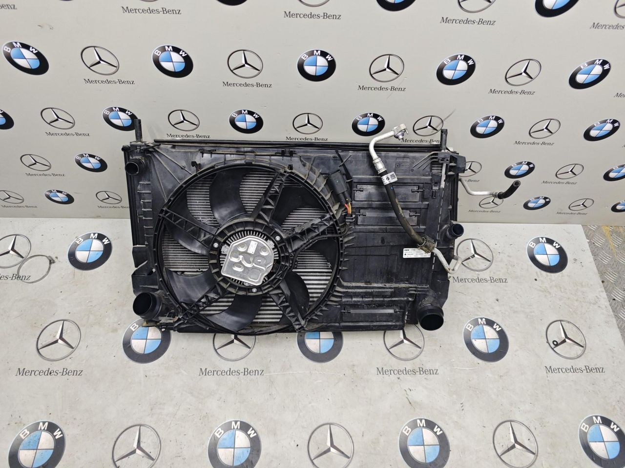 кассета радиаторов BMW 2 серия Active Tourer F45 2015, 2.0 л., бензин, 9271207, 7617598, 7617610, 7617636
