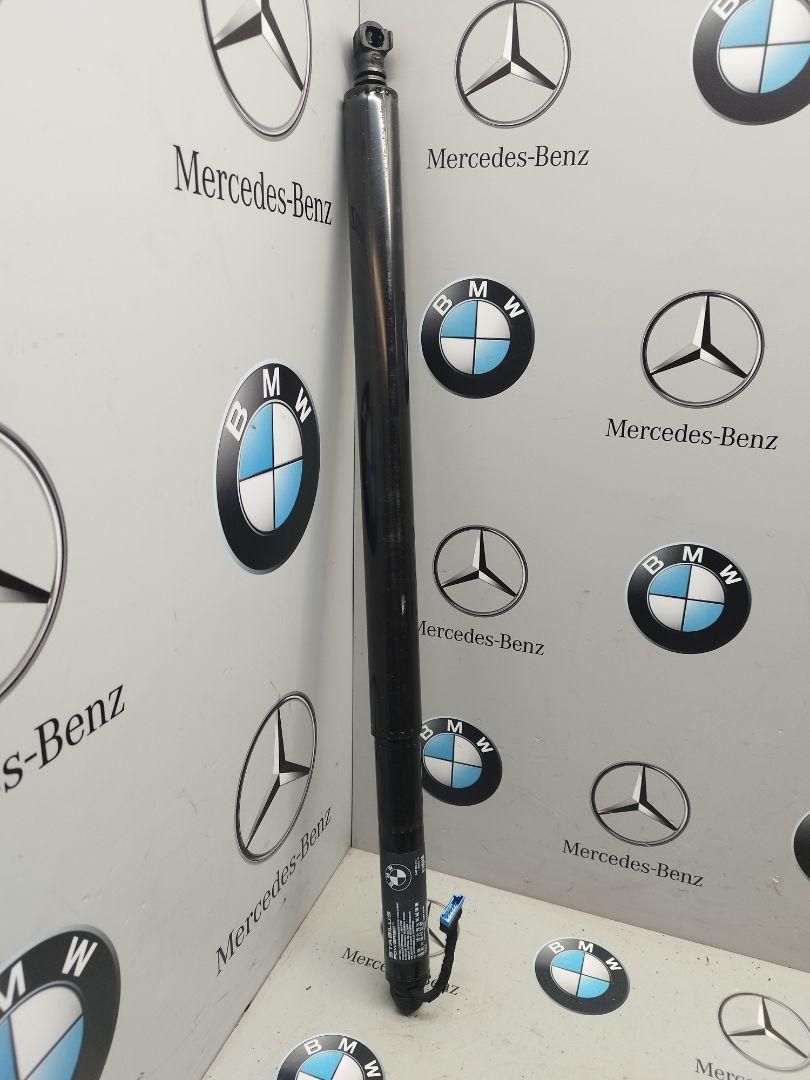 амортизатор крышки багажника (3-5 двери) BMW X4 G02 [рестайлинг] 2023, 2.0 л., дизель, 300, 9482789