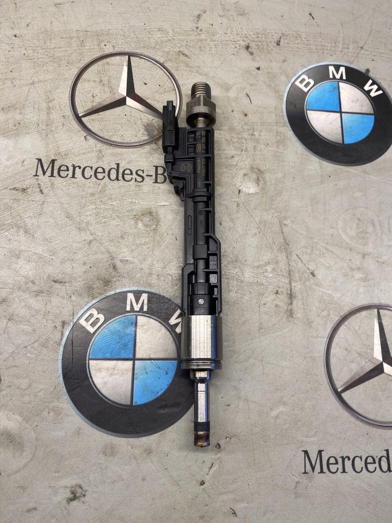 форсунка BMW 4 серия F32/F33 2014, 2.0 л., бензин, купе, 7639994
