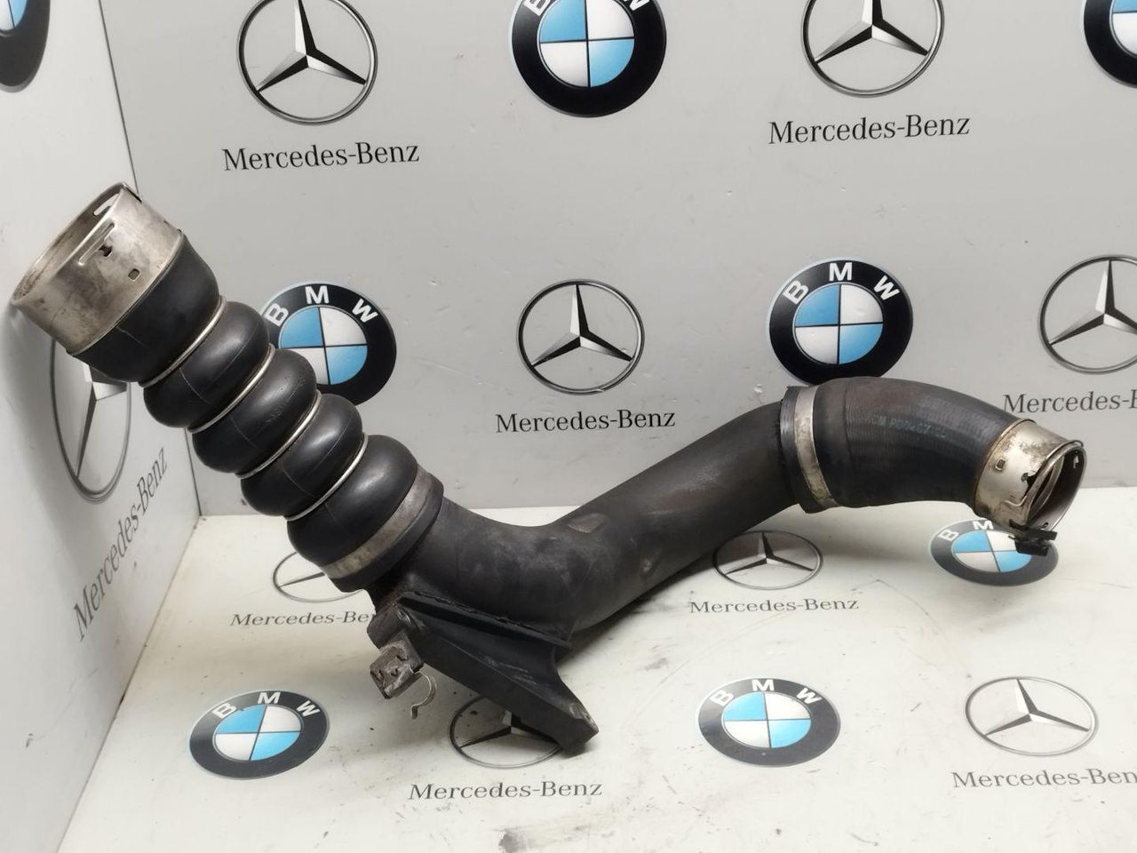 патрубок интеркулера BMW 2 серия Active Tourer F45 2015, 2.0 л., B48 A20 A