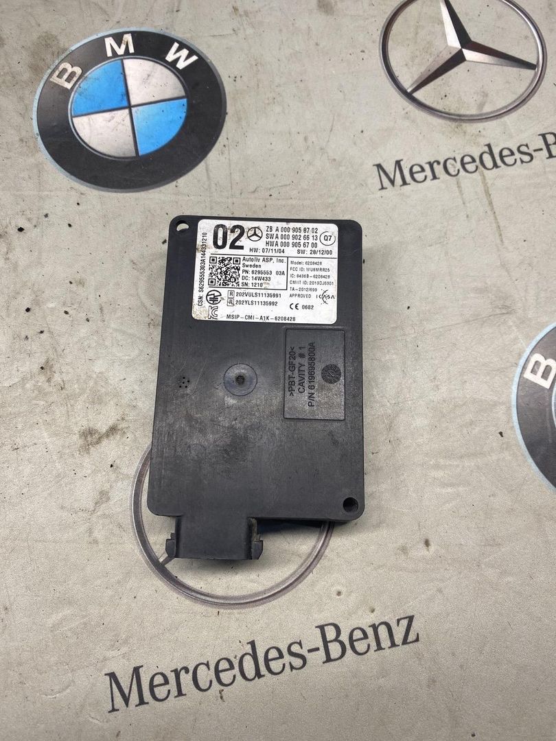 датчик мертвых (слепых) зон Mercedes-Benz E-Класс W212/S212/C207/A207 2011, A0009058702, A0009026613, A0009056700