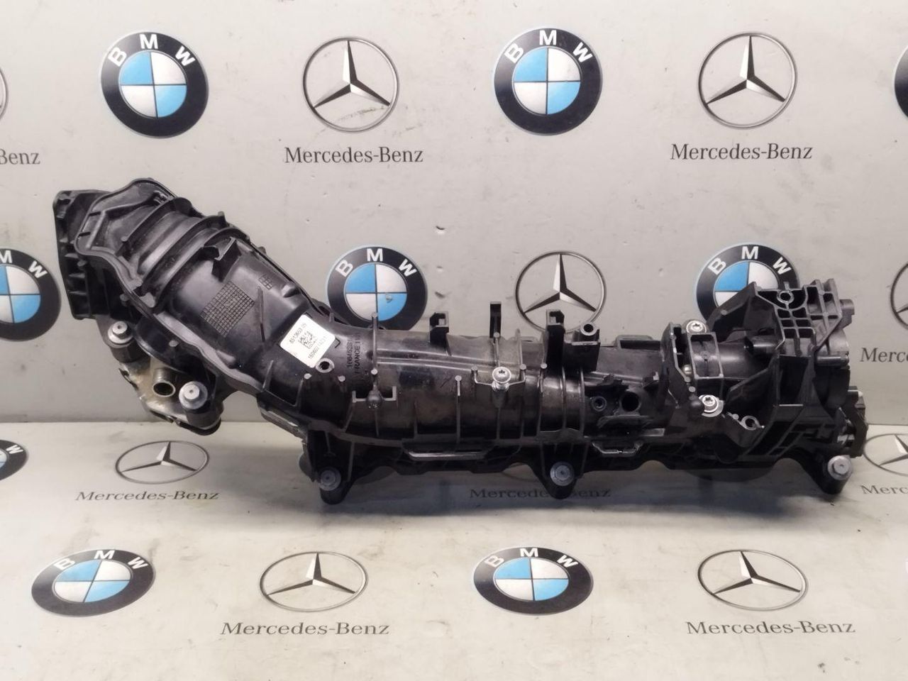коллектор впускной BMW 2 серия Active Tourer F45 2016, 2.0 л., B47 C20 A, дизель, 8513653