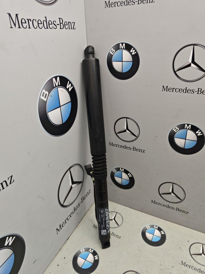 амортизатор крышки багажника (3-5 двери) BMW XM G09 2024, 4.4 л., бензин, 475, полный привод, 5A84C79