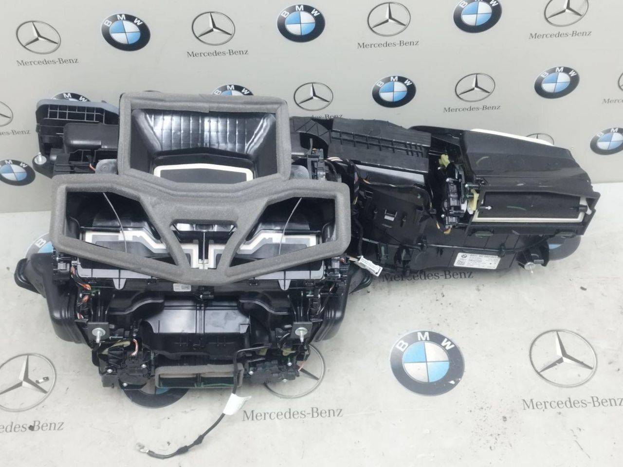 отопитель в сборе (печка) BMW X7 G07 [рестайлинг] 2023, 3.0 л., B58 B30 A, бензин, 475, 5A31841