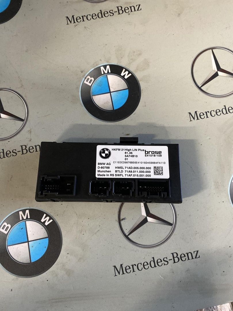 блок управления крышкой багажника BMW X7 G07 [рестайлинг] 2023, 3.0 л., B58 B30 A, бензин, 475, 5A74B10