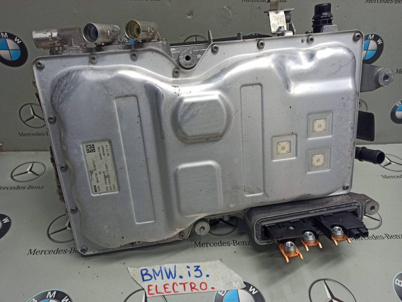 блок управления двигателем BMW i3 L01 2014, 8644792