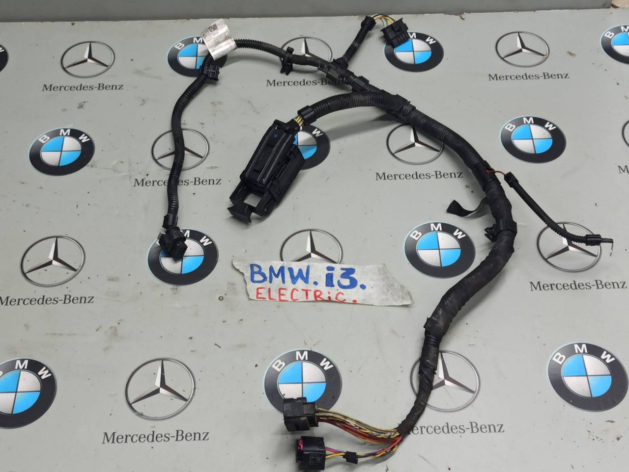 проводка двигателя BMW i3 L01 2014, 8632687